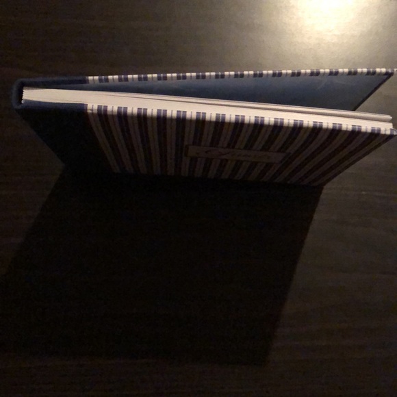 C. R. Gibson - Guest Book - Ocean Treasures - Picture 8 of 8